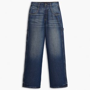 The Oversized Jeans