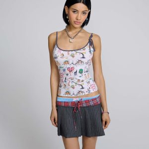 Characters Cami